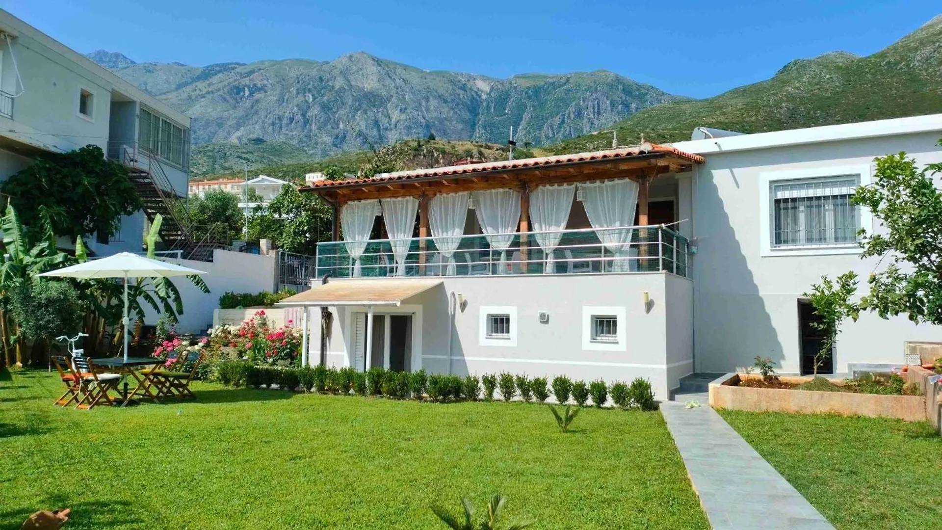 Dreamades House Hotel Dhermi Guest house
